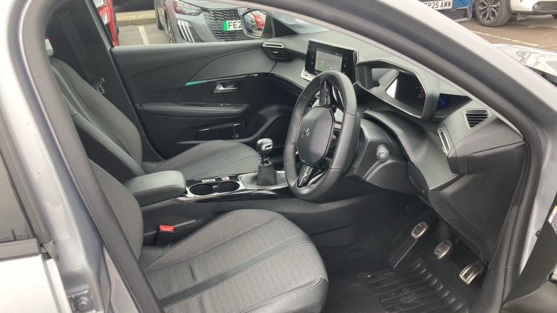 Peugeot 208 1.2 PureTech 100 Allure Premium + 5dr Petrol Hatchback